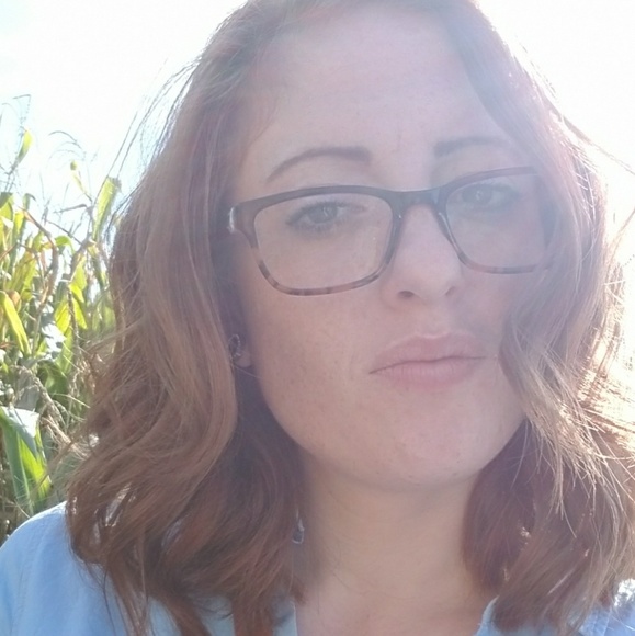 Meet your Posher, Victoria - Picture 1 of 1